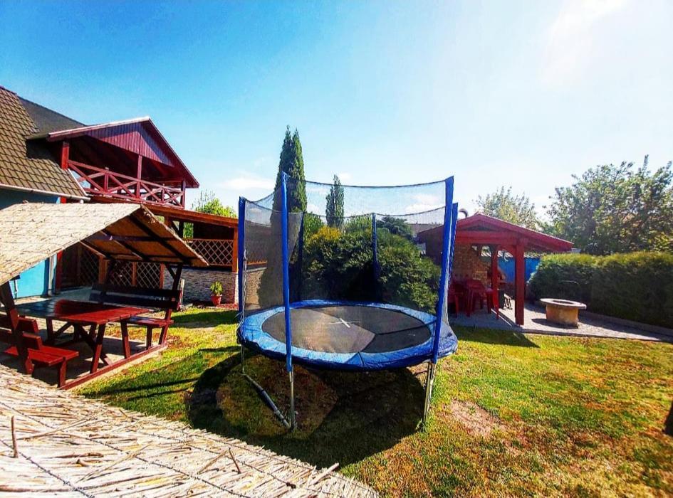 אגרסאלוק Kek Laguna Wellness Apartmanok מראה חיצוני תמונה