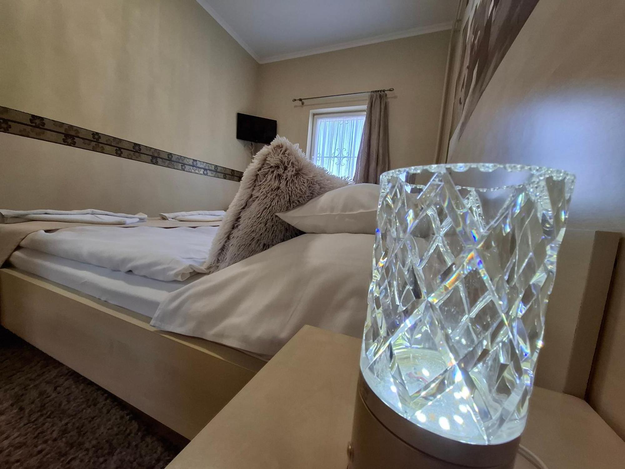 אגרסאלוק Kek Laguna Wellness Apartmanok מראה חיצוני תמונה